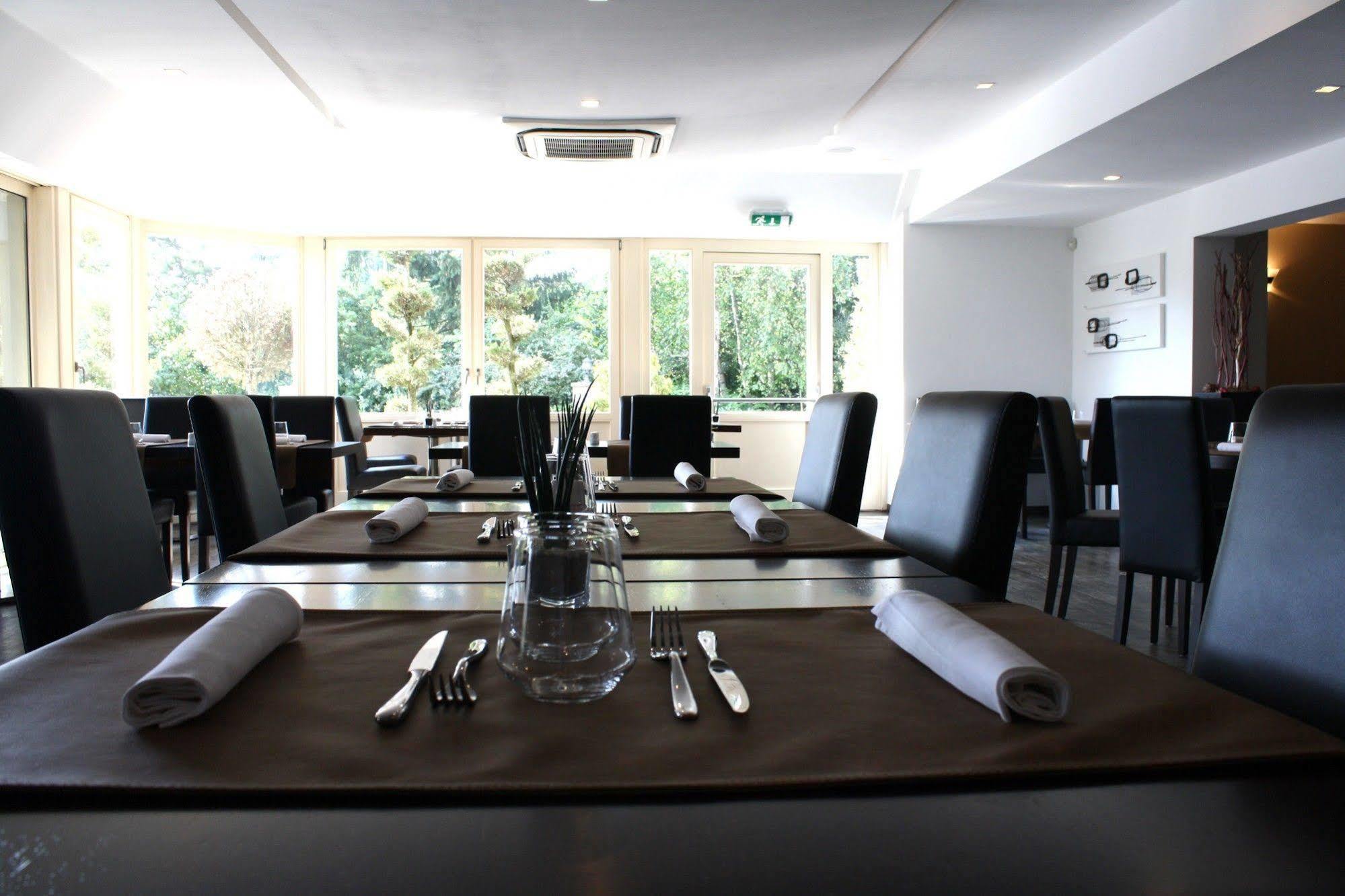 Bivius Hotel Restaurant Luxembourg Strassen Exterior photo